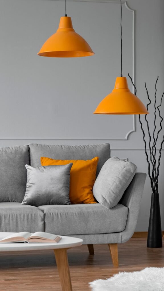 tapiceros-en-jaen-sofa-gris-naranja